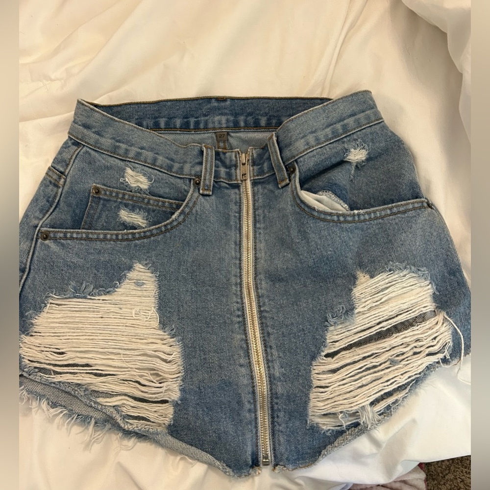 Cute skirt !!